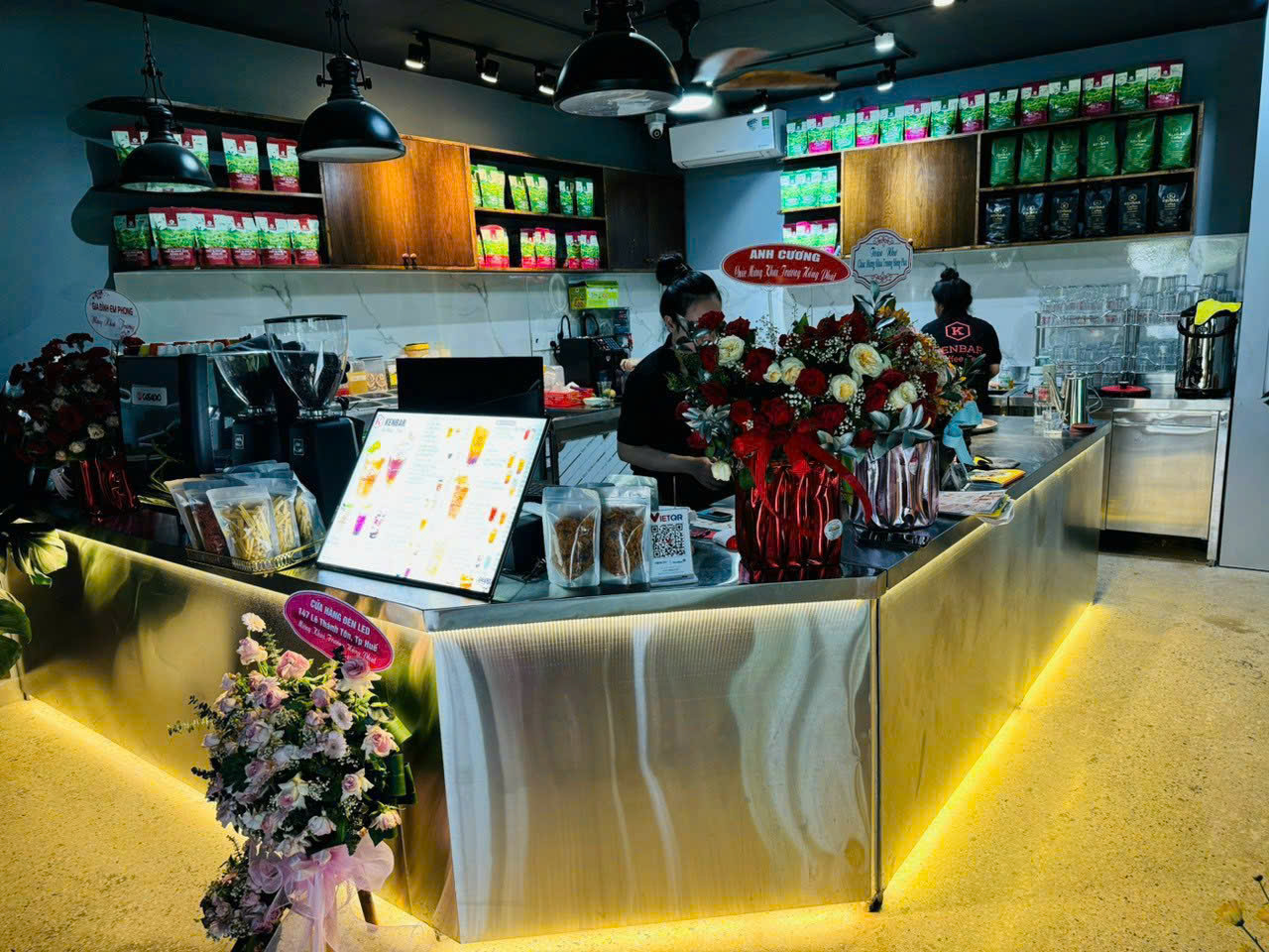 QUẦY PHA CHẾ 1