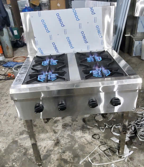 Bếp Âu 4 họng – Công ty TNHH Thiết Bị Inox Đức Anh